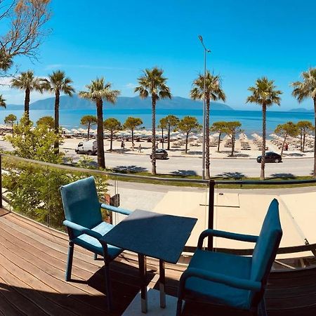 Montecarlo Lungomare Vlore Bagian luar foto